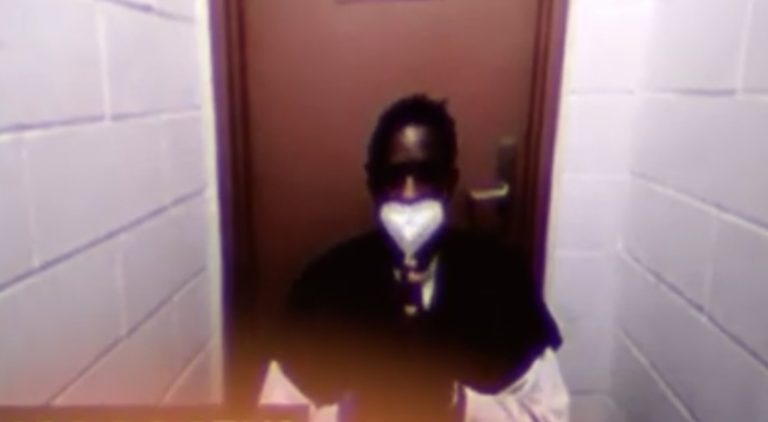 Judge delays bond hearing for Young Thug