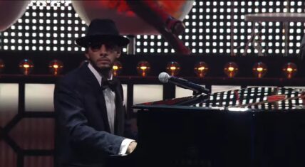 Swizz Beatz announces his job as "Producer in Residence" at NYU.