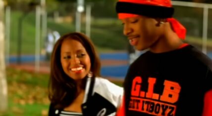 Chingy and Keshia Knight-Pulliam playing his love interest in the "One Call Away" video.