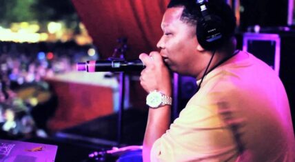 Mannie Fresh reunites with Lil Wayne at Bonnaroo 2011.