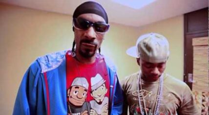 Soulja Boy receives Snoop Dogg's support in this preview of "Soulja Boy: The Movie."