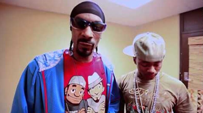 Soulja Boy receives Snoop Dogg's support in this preview of "Soulja Boy: The Movie."