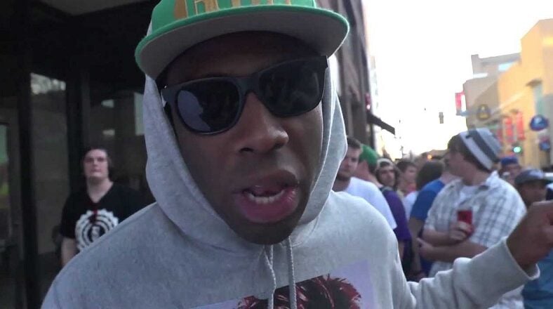 Tyler The Creator disses 2 Chainz' Beez In The Trap verse