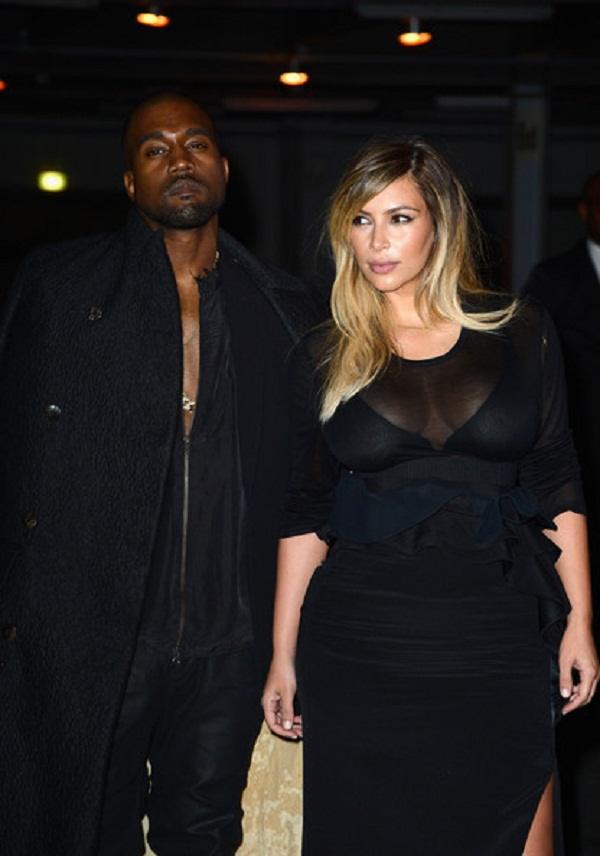Kim Kardashian boobs 3