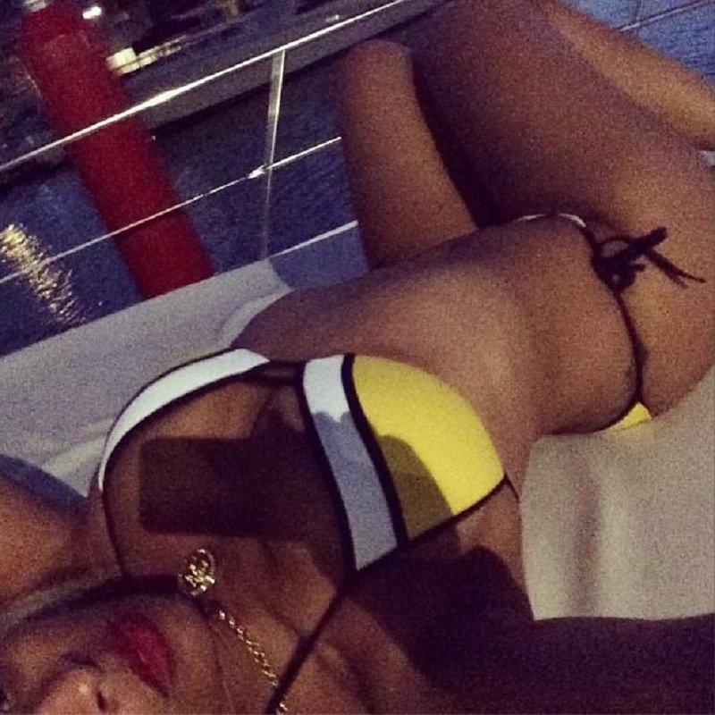 Tiffany Foxx beach 2
