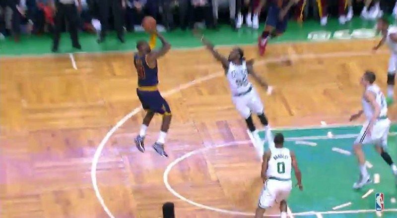 Lebronownsbostonvid