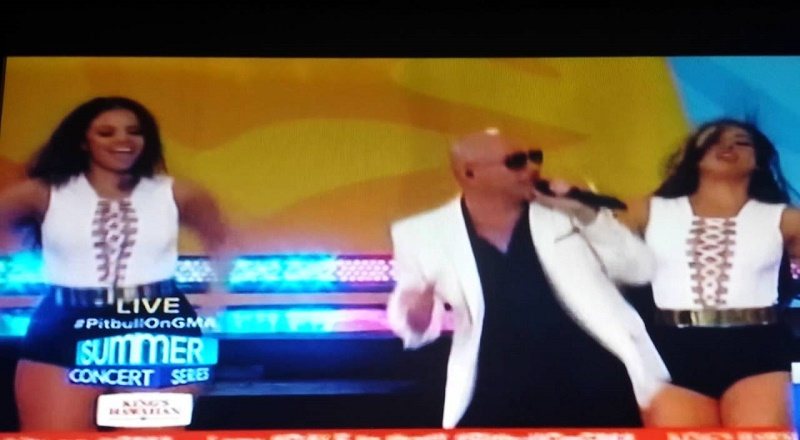 #PitbullOnGMA