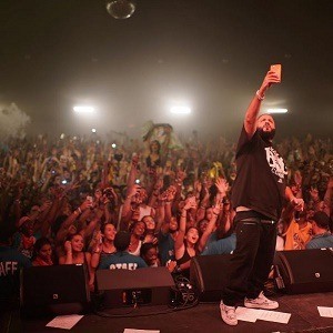 DJ Khaled 32