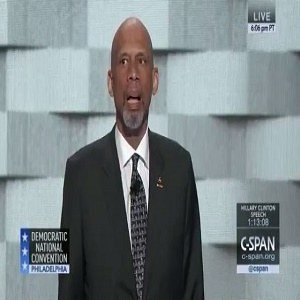 Kareemvstrumpdncvid