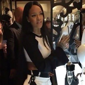 rihanna-35