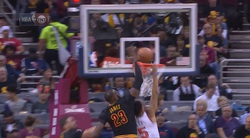 lebronblocksleevid