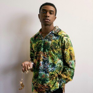 Photo of singer, Bren Joy, for his Hip-HopVibe.com interview.