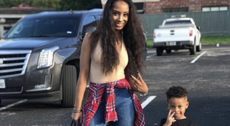 According to fans on Twitter, the little boy who drowned in the pool at Carl Crawford's house is Slim Marie's (@slimmarie_) son. People on Twitter have been giving her their respects for her son. Meanwhile, Slim Marie changed her Instagram profile to private.