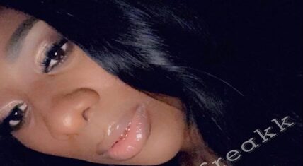 Supa Cent and her longtime on/off boyfriend, fiance, baby daddy, Lou, are officially over, this time. Recently, Lou was caught on social media, flirting with a seventeen year old girl, which he said wasn't true, and was later revealed to be catfish, but not before Supa Cent said she was done with him, regardless. While admitting that losing Lou hurt, calling it a "gut punch," Supa Cent is now in her IG comments, flirting with @cree.chaise.