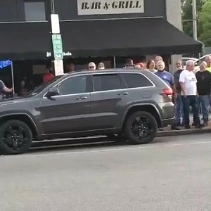 A black businesswoman, in Buffalo, New York, was simply trying to enter her place of business, but she was denied that right. Surrounded by a group of white men, they told the woman she wasn't allowed to walk on that side of the street. The man went onto tell her that black lives don't matter to us (them).