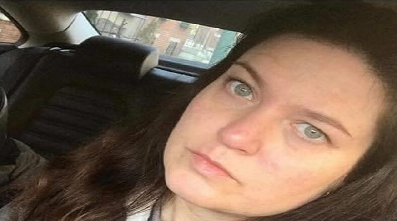 On Instagram, a postal worker for the USPS, Margaret Rose Smith, aka @itsjustpizza, is not a fan of the protesters. So, she is using her job to do some protesting of her own. On Instagram, she said she is throwing away the ballots of protesters, saying if they can protest in person, they can vote in person.
