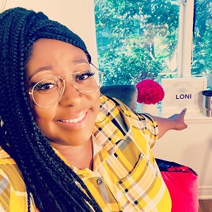 Loni Love, earlier today, revealed Nicki Minaj gave birth to a baby girl. Initial reports only revealed Nicki Minaj gave birth to her child. Later, Loni deleted her tweet, replacing it with a tweet explaining that she thought Nicki gave birth to a girl, adding they haven't revealed the gender yet.