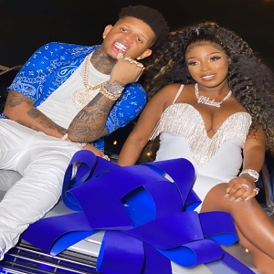 Yella Beezy rode the independent wave all the way to a major hit single, back in 2018. Back then, he had "That's On Me," which he pushed to platinum success. Since then, Yella Beezy's found love with @_justdeee, who purchased him a Ford F-250 for his birthday.