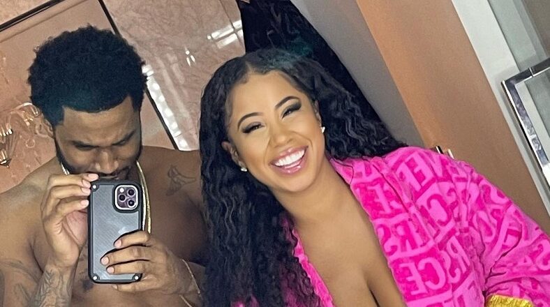Yasmine Lopez Trey Songz bathroom pic IG rumors