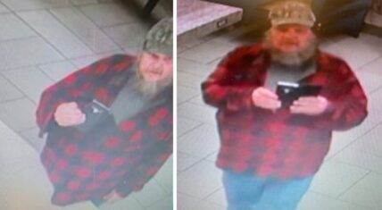 Man stabs Jack in the Box manager three times mask on