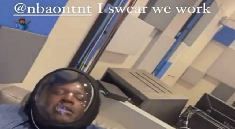 Shaq Dwyane Wade sleep oxygen mask NBA on TNT