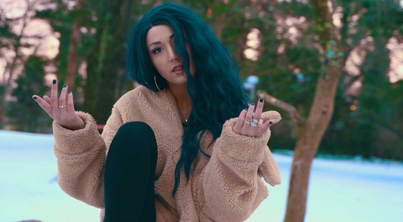 Lil Lumie in Numb music video