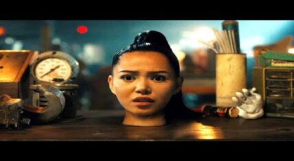 Bella Poarche Build a B-tch music video