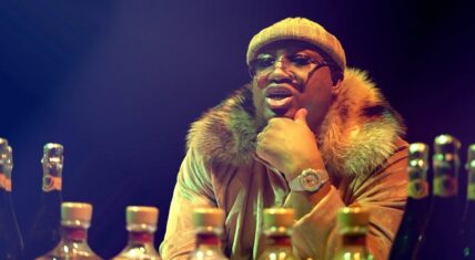 E-40 19 Dolla Lapdance music video