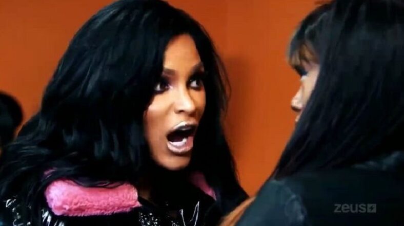 Joseline Aqua coughing #WhoYouCoughingAt