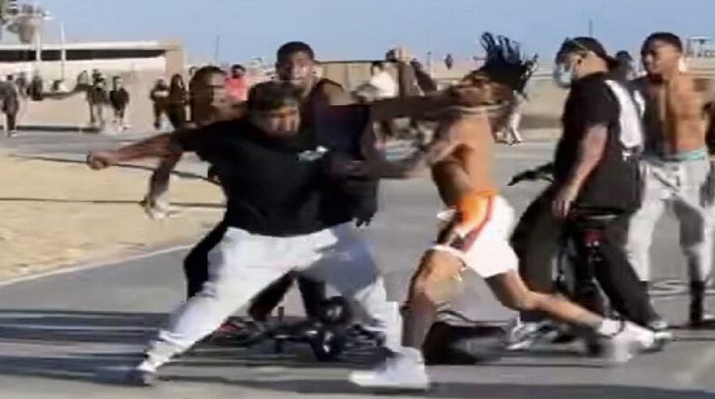 NLE Choppa fight crew one man
