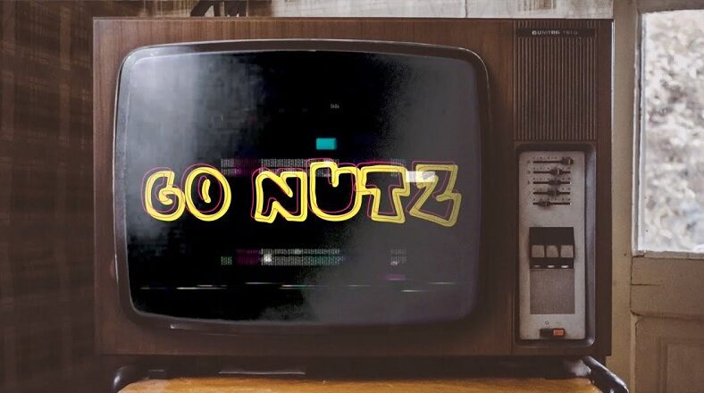 Smokey Smothers Go Nutz music video