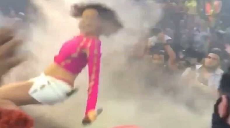 Doja Cat falls during performance