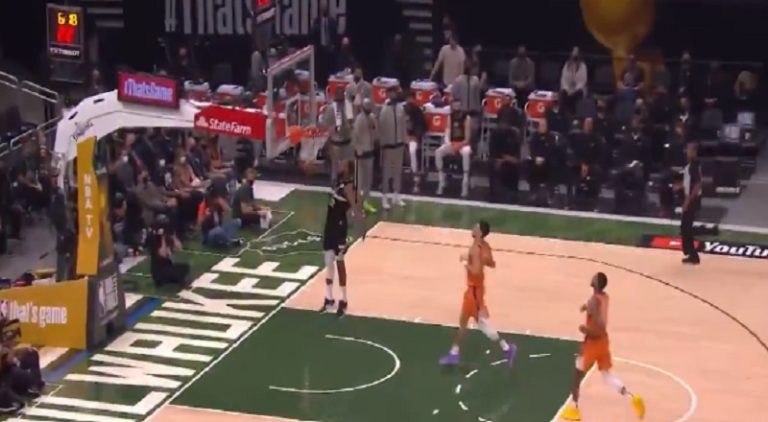 Khris Middleton steal and dunk against the Phoenix Suns