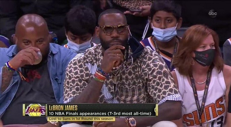 LeBron James appears courtside during Suns Bucks Game 5 in support of Chris Paul