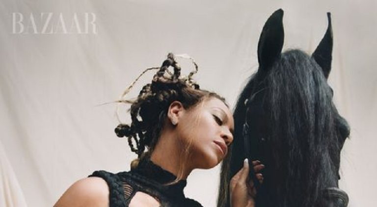 Beyonce trends on Twitter after posing for photo with black horse