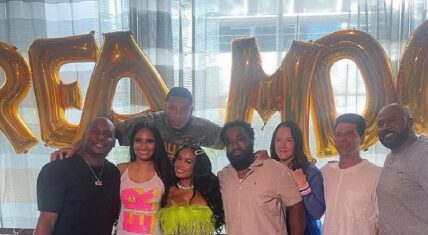 DreamDoll signs with Warner Records