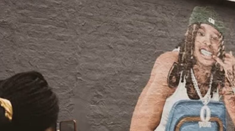 King Von fans create petition to keep his mural up, as Chicago police are trying to remove it, due to his alleged gang ties