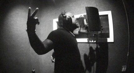 Mo3 Slide on Em music video