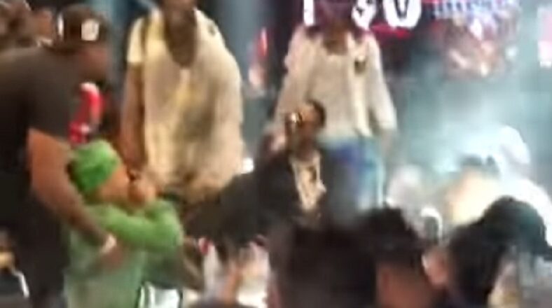 Styles P and Cam'ron almost fight during Verzuz