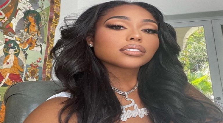 Jordyn Woods gets dragged by Twitter for using before and after pics of herself to promote fitness app; Fans accuse her of having BBL