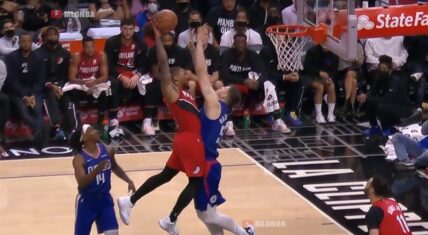 Damian Lillard tried to POSTER the living hell out of Isaiah Hartenstein