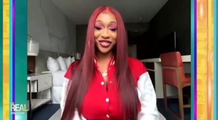 Sidney Starr denies dating Darius McCrary on The Real