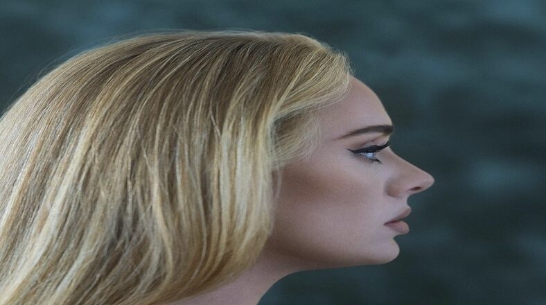 Adele 30 Is Number One Album In US For Fourth Week