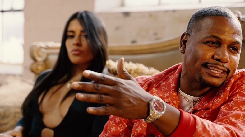 AZ Check Me Out music video