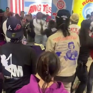 Fight breaks out in front of Offset at Complex Con