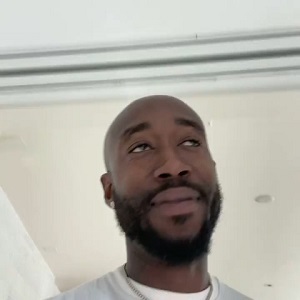 Freddie Gibbs denies Jim Jones beat him up, shares video of himself unharmed