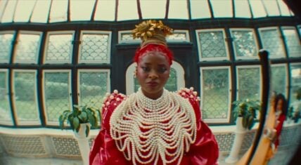 Tierra Whack Stand Up music video