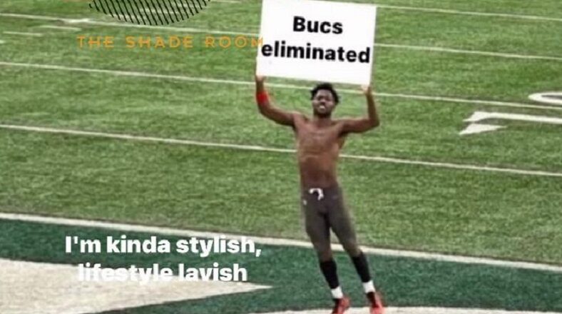 Antonio Brown shares photo of him leaving Bucs - Jets game