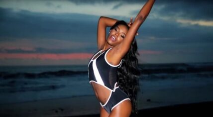 Azealia Banks drags Eric Andre for dissing Lil Kim's looks