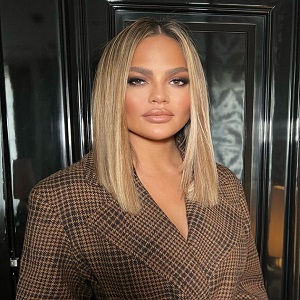 Chrissy Teigen looks like Khloe Kardashian in new look on IG